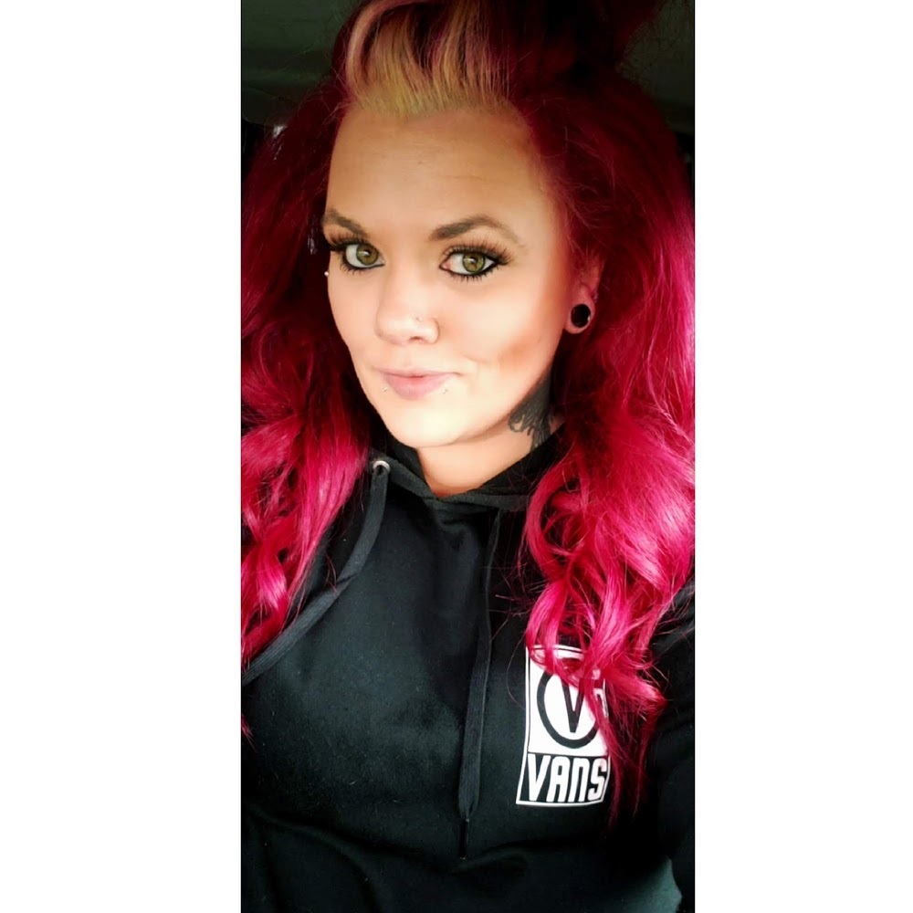 Meet your Posher, Ashley